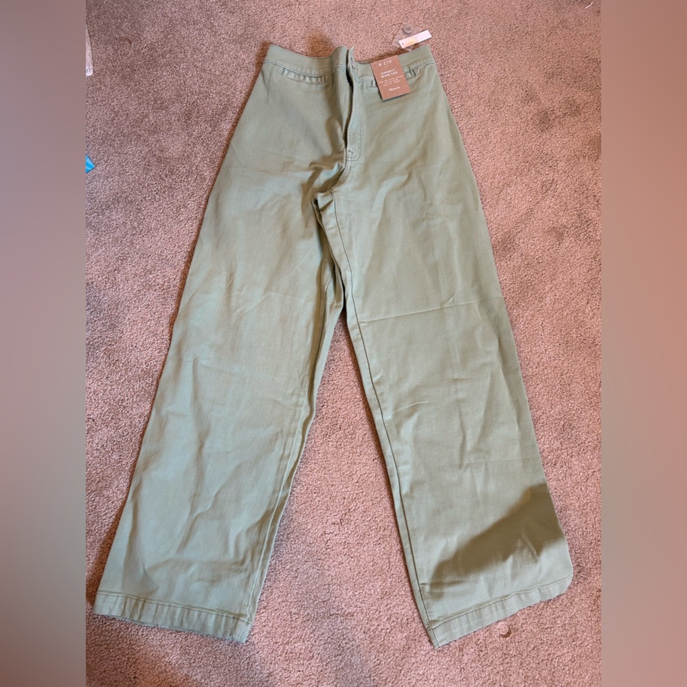Madewell Green Chinos Classic Style